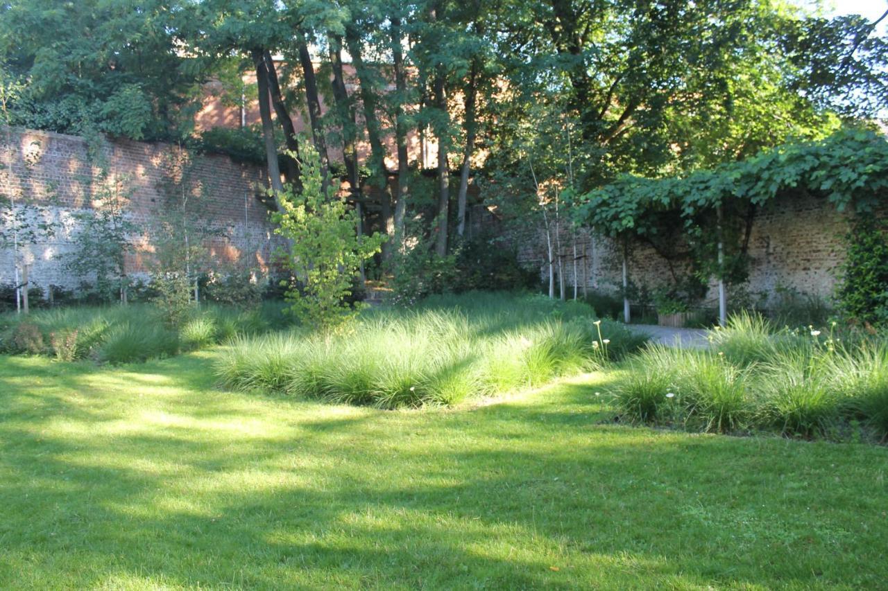 Canopée guesthouse Ixelles Esterno foto